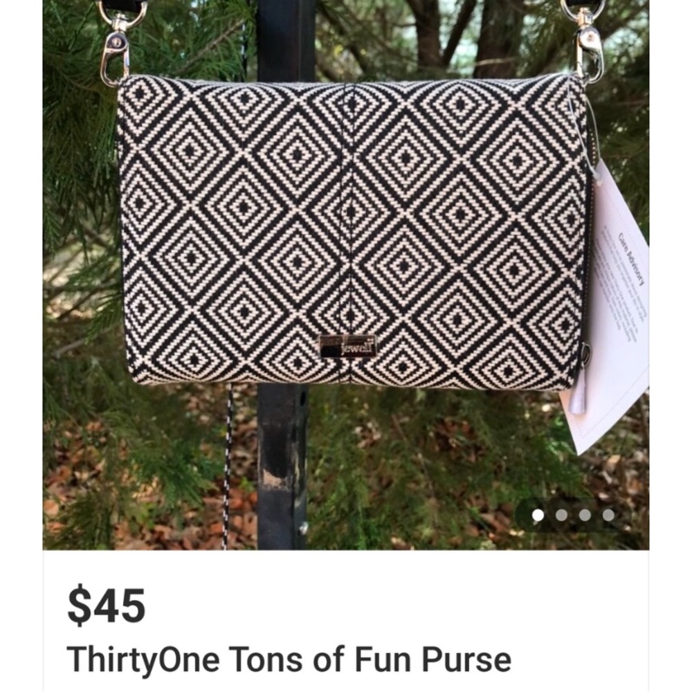 Brand New Jewel ThirtyOne brand “Tons of Fun” purse.